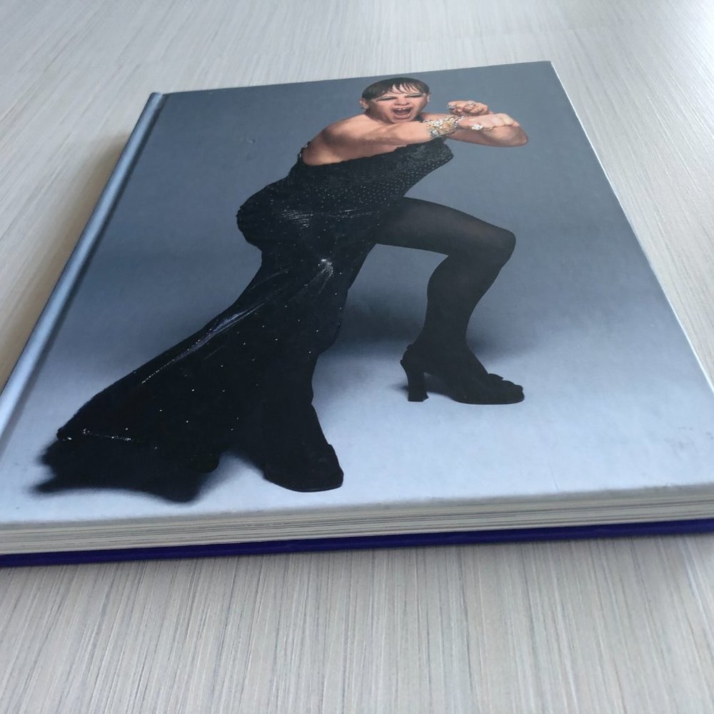 Versace Book - Picture 2 of 16